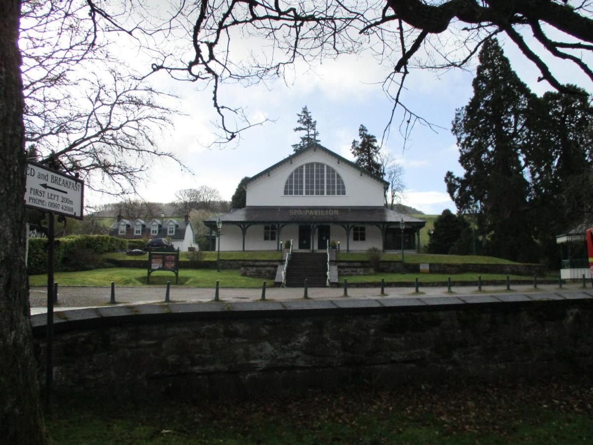 White Lodge B & B Strathpeffer Eksteriør billede